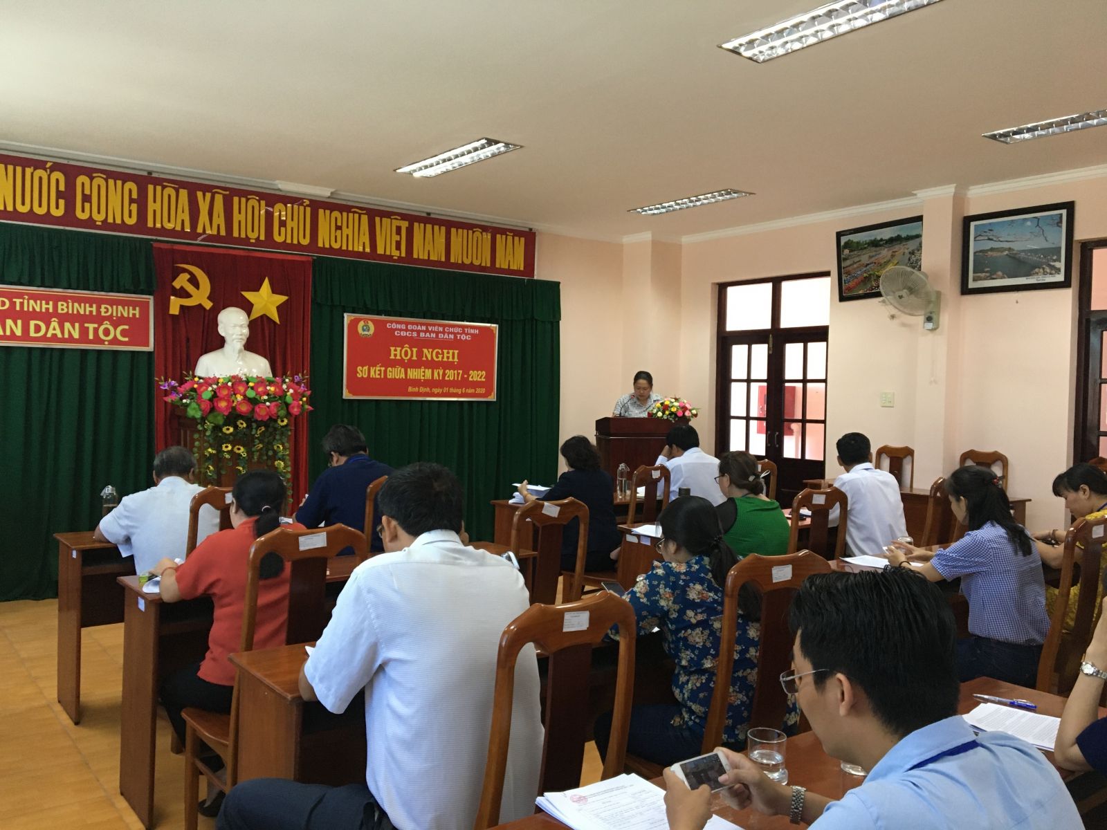 Hội nghị sơ kết giữa nhiệm kỳ (2017-2022) Công đoàn cơ sở  Ban Dân tộc tỉnh Bình Định