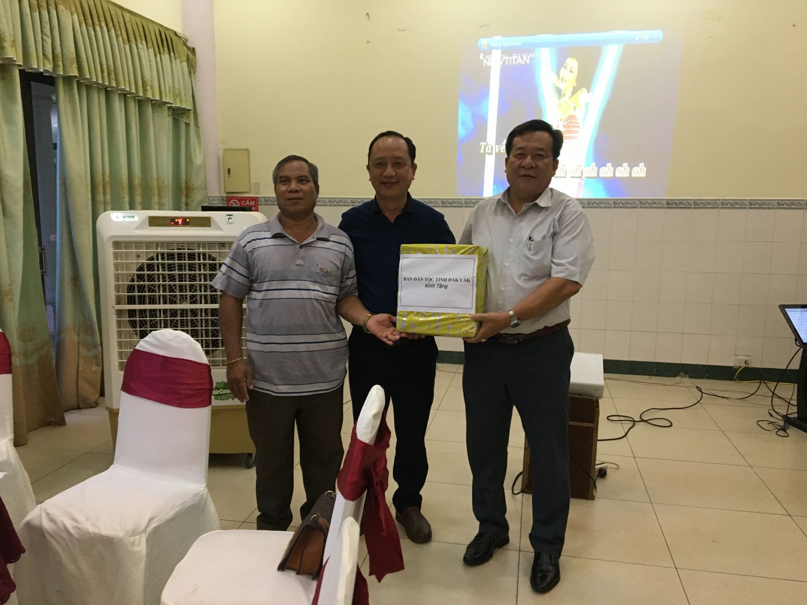 Ban Dân tộc tiếp Đoàn Người có uy tín tỉnh Đắk Lắk tham quan và học tập kinh nghiệm tại Bình Định